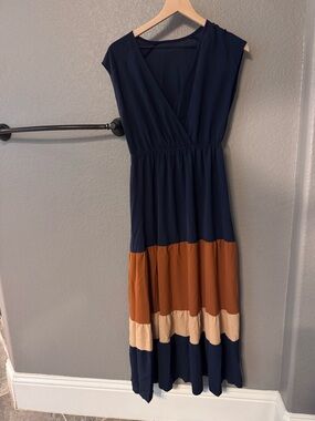 Sleeveless Navy Colorblock Maxi Dress with Brown and Cream Panels small